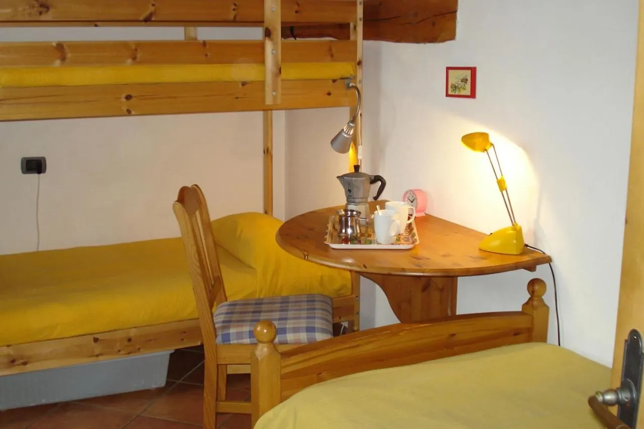 Sangiovese Emiliano Apartment Gravedona