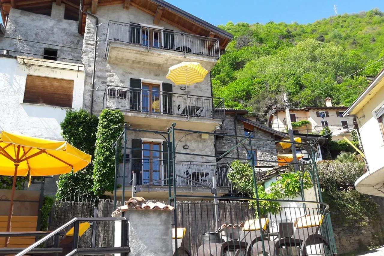 Sangiovese Emiliano Apartment Gravedona Italy
